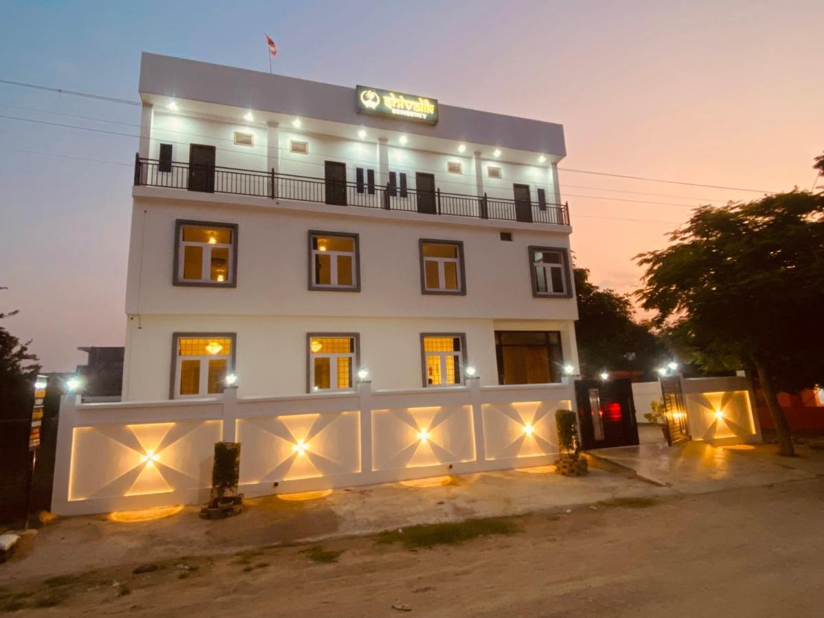 Shivalik Residency - Hotel & Banquet Hall Bara Banki Bagian luar foto